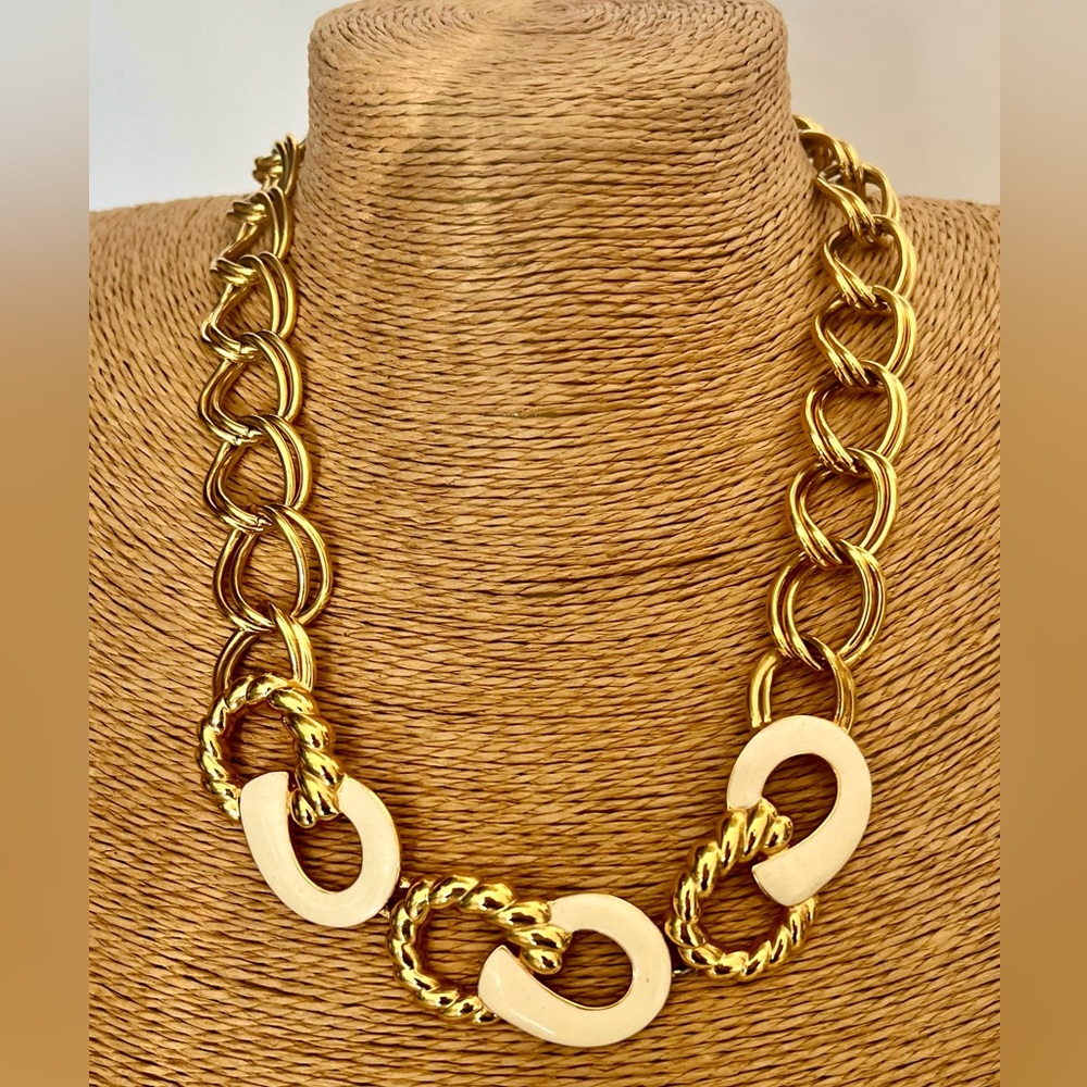 Vintage Monet Chunky Link Necklace Cream Enamel Textured Gold Tone